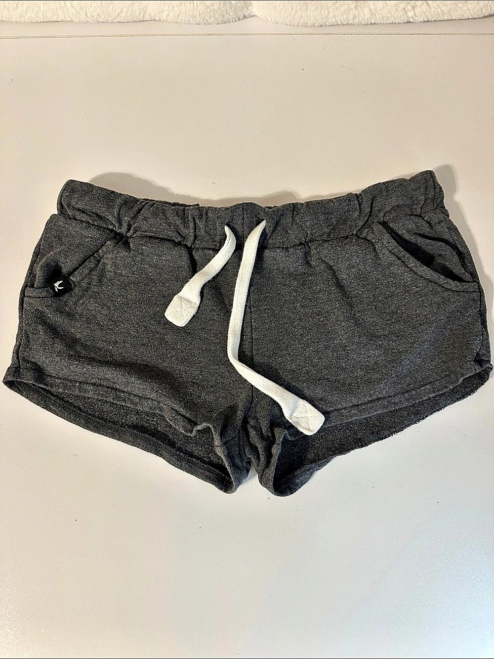 Glyder Athletic Shorts in Gray Size XS